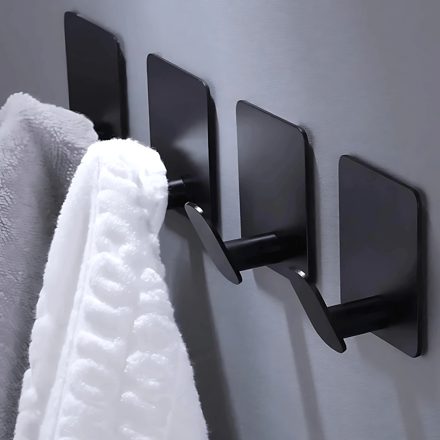 PrimeHook - 4-pack | Ruostumattomasta teräksestä valmistetut kylpyhuonekoukut, joissa on itsekiinnittyvä kiinnike kylpyhuoneeseen ja keittiöön