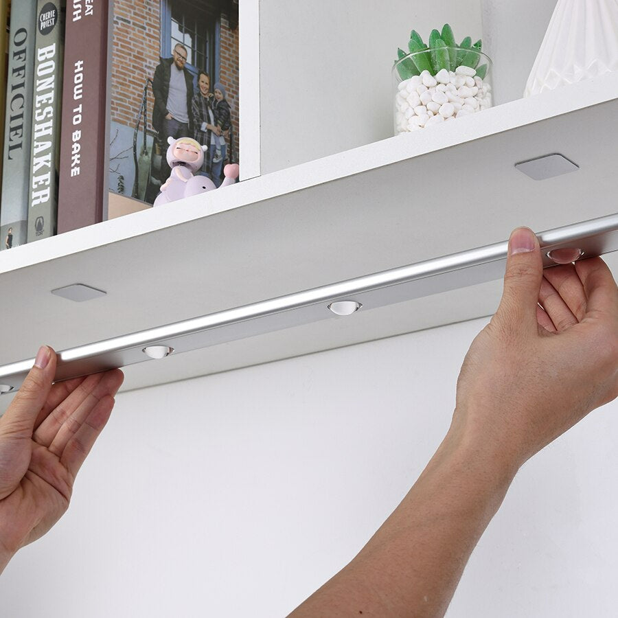 OSCAR - Trådlös Spotlight LED-Lampa Med Rörelsesensor
