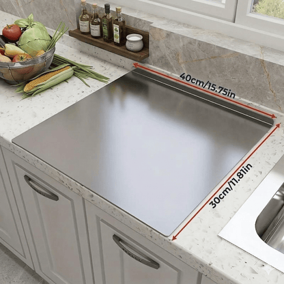 AKSEL – Planche à découper en acier inoxydable avec protection antidérapante, bord sécurisé et surface résistante pour la cuisine et la pâtisserie