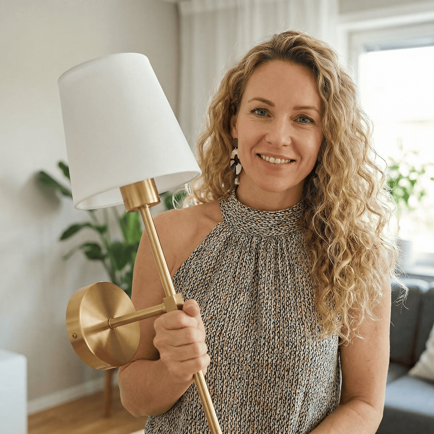 AMARA – Lampe murale sans fil avec batterie rechargeable, lumière RGB variable et télécommande