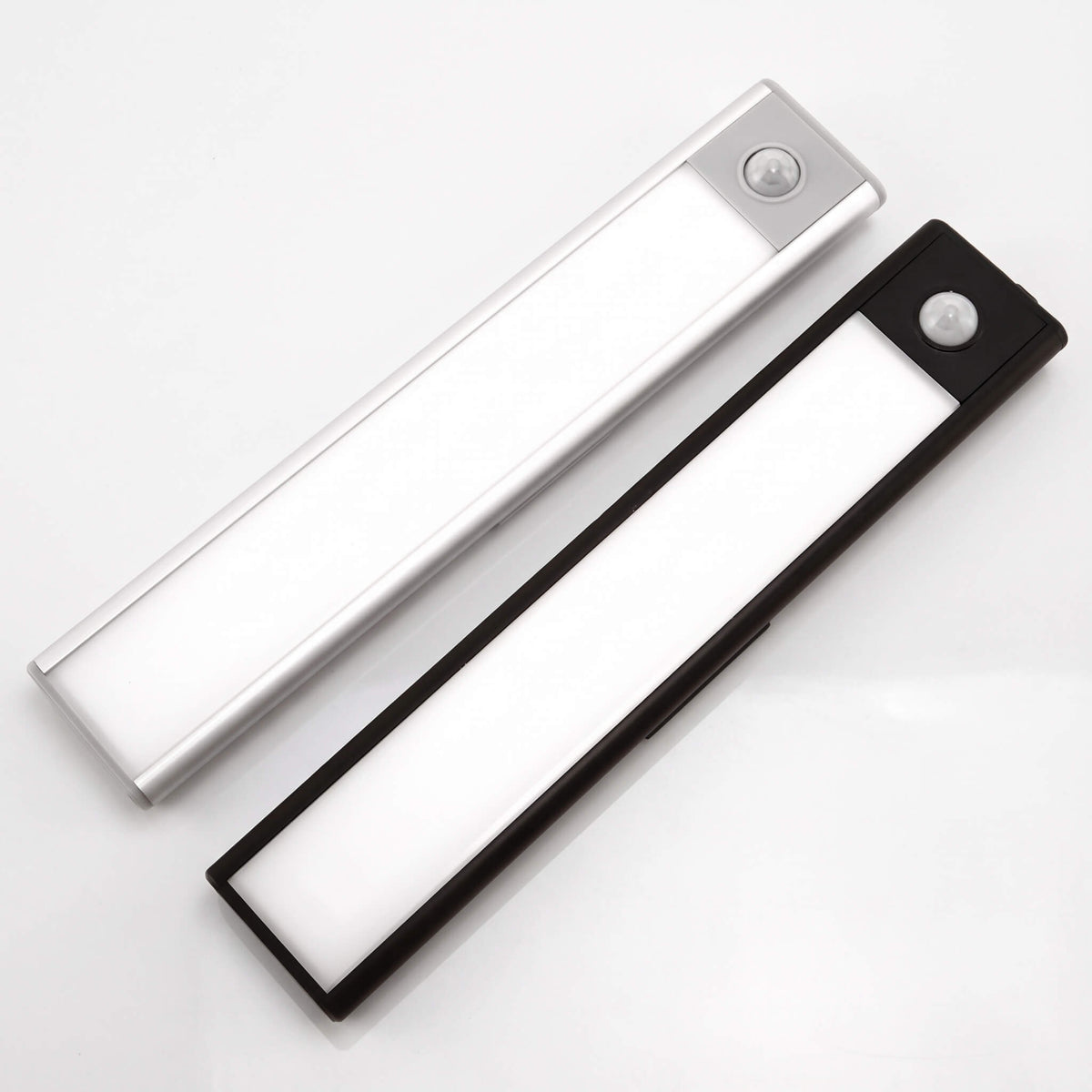 BENJAMIN – Aufladbare LED-Lampe mit Bewegungssensor und Magnetischer Montage – Kabellose Sensorbeleuchtung für Kleiderschrank, Treppe und Küche