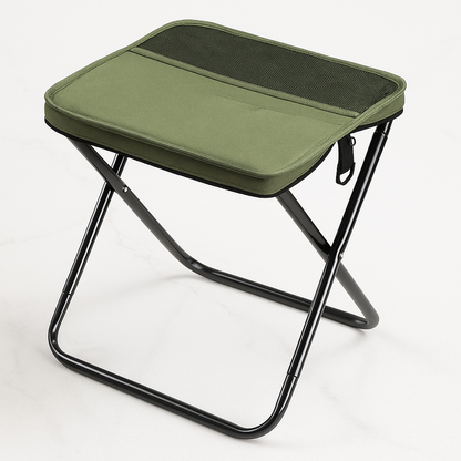 FoldSeat - Kompakt Hopfällbar Pall med Bärrem och Väderbeständig Dyna för Resor, Camping & Vardag