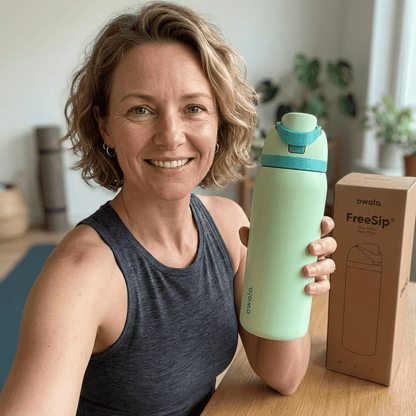 DRAKE – Owala Insulated Stainless Steel Sports Bottle with Straw & Leak-Proof Design (32 oz / 945 ml)