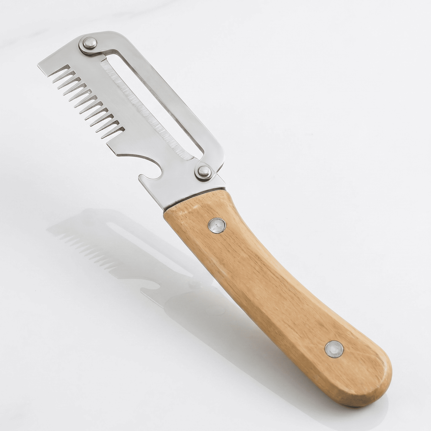GUDMUND – Éplucheur 2-en-1 à lame courbée en acier inoxydable 3Cr13 et manche en bois – Éplucheur manuel pour fruits et légumes avec tire-bouchon intégré
