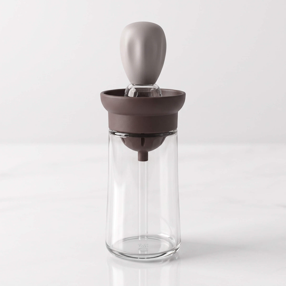 GUSTAV – Oil Bottle With Silicone Brush – Glass Oil Dispenser for Cooking and Grilling
