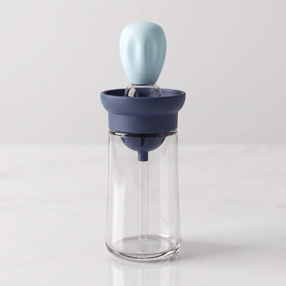 GUSTAV – Oil Bottle With Silicone Brush – Glass Oil Dispenser for Cooking and Grilling