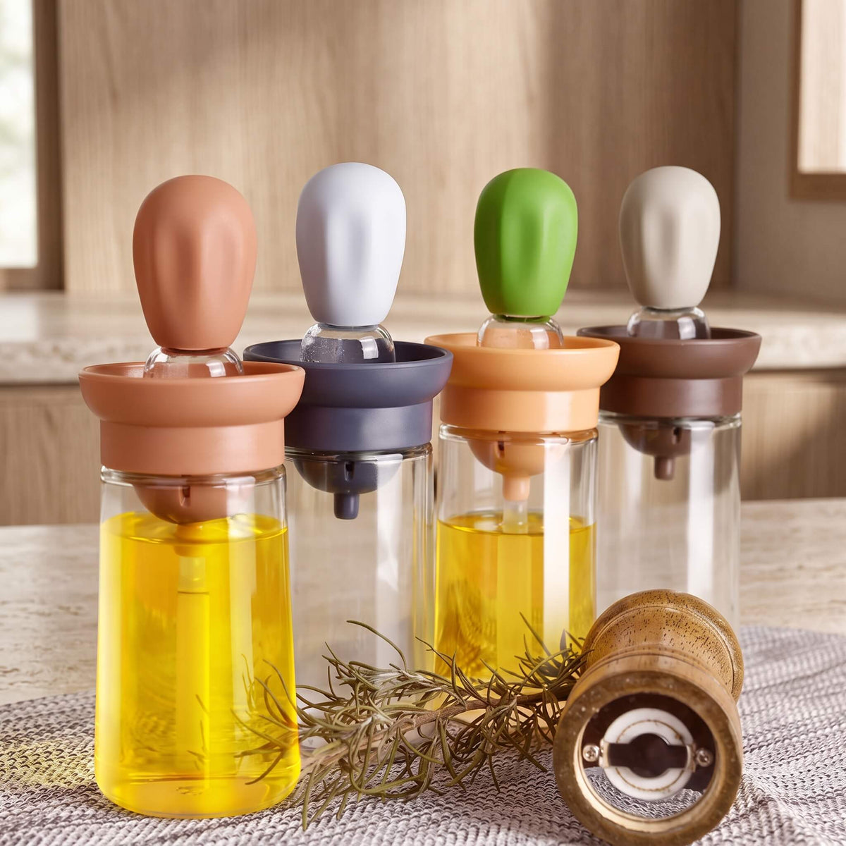 GUSTAV – Oil Bottle With Silicone Brush – Glass Oil Dispenser for Cooking and Grilling