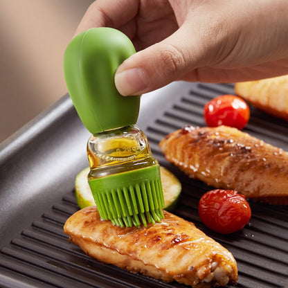 GUSTAV – Oil Bottle With Silicone Brush – Glass Oil Dispenser for Cooking and Grilling