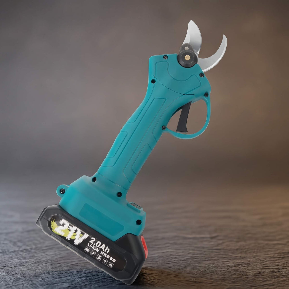 JESPER - Rechargeable Cordless Shears for Easy and Clean Garden Trimming