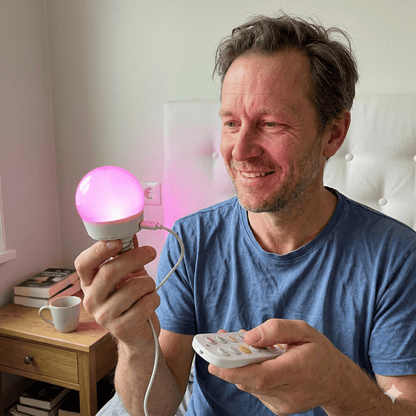 TOVE – Lampe LED rechargeable avec lumière RGB, télécommande, fixation magnétique, douille E27, minuterie et température de couleur réglable