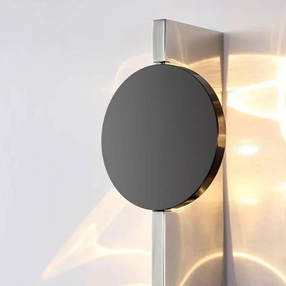VALI – Applique murale LED moderne en acier inoxydable avec jeu de lumière sculptural pour chambre à coucher, hall d'entrée et salon