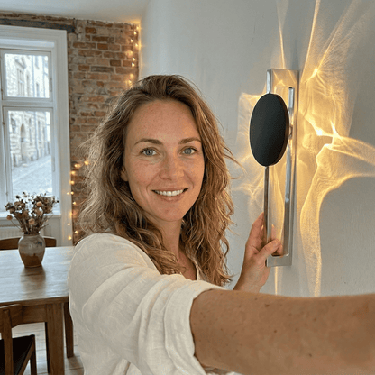VALI – Applique murale LED moderne en acier inoxydable avec jeu de lumière sculptural pour chambre à coucher, hall d'entrée et salon